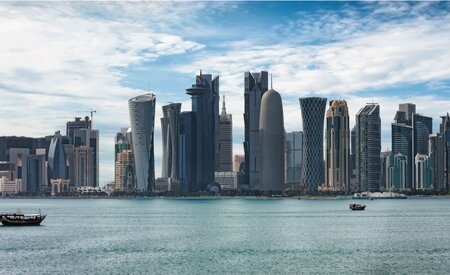 قطر تشهد زيادة بنسبة 28% على أساس سنوي في عدد المسافرين جواً في أغسطس 2023