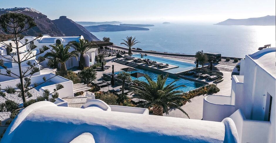 Hotel Review: Omma Santorini, Greece